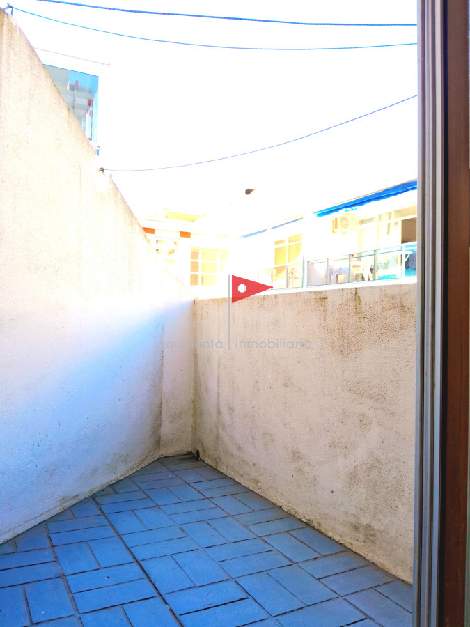 Apartamento ID.139 - Oportunidad de negocio! Apartamento de 2 dormitorios y 2 baños con bajos gastos! 