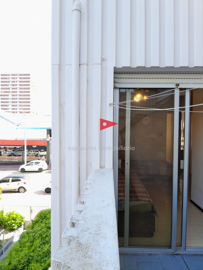 Apartamento ID.139 - Oportunidad de negocio! Apartamento de 2 dormitorios y 2 baños con bajos gastos! 