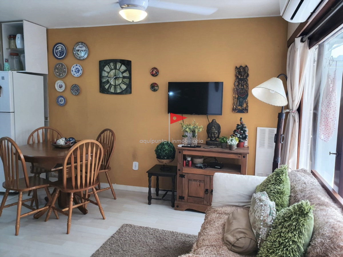 Apartamento ID.138 - Apartamento en venta, oportunidad en Península, Punta del Este. 