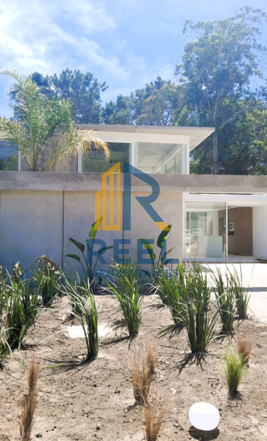 Casa ID.64 - Casa a estrenar, precio en pozo. Barrio Privado Solanas. Punta Ballena.