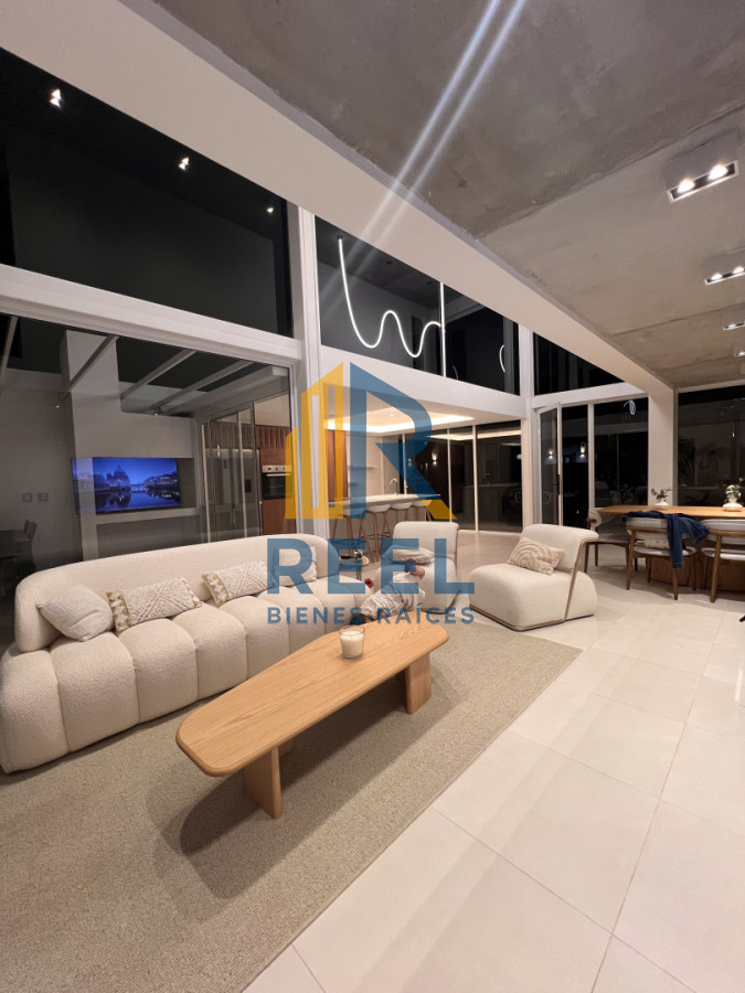 Casa ID.64 - Casa a estrenar, precio en pozo. Barrio Privado Solanas. Punta Ballena.