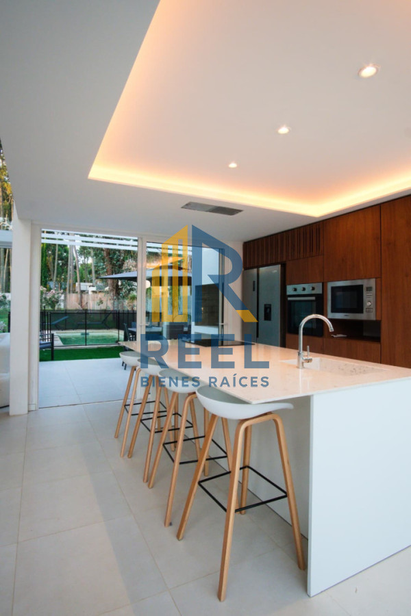 Casa ID.64 - Casa a estrenar, precio en pozo. Barrio Privado Solanas. Punta Ballena.