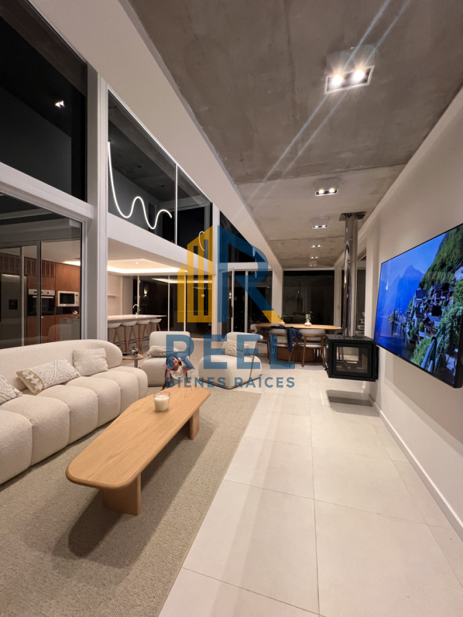 Casa ID.64 - Casa a estrenar, precio en pozo. Barrio Privado Solanas. Punta Ballena.