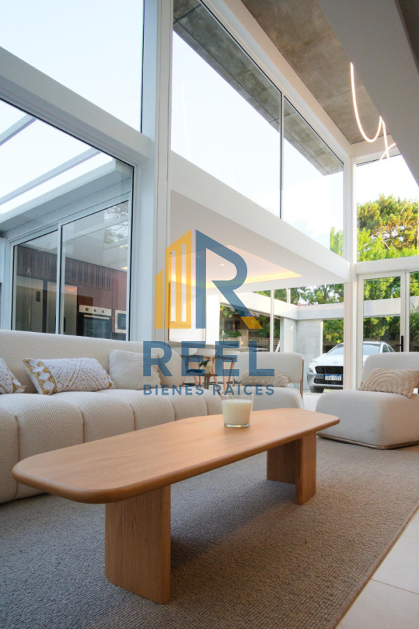 Casa ID.64 - Casa a estrenar, precio en pozo. Barrio Privado Solanas. Punta Ballena.