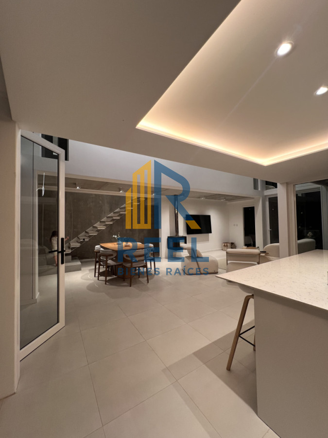 Casa ID.64 - Casa a estrenar, precio en pozo. Barrio Privado Solanas. Punta Ballena.