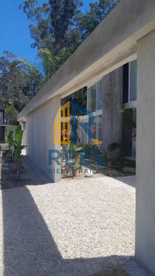 Casa ID.64 - Casa a estrenar, precio en pozo. Barrio Privado Solanas. Punta Ballena.