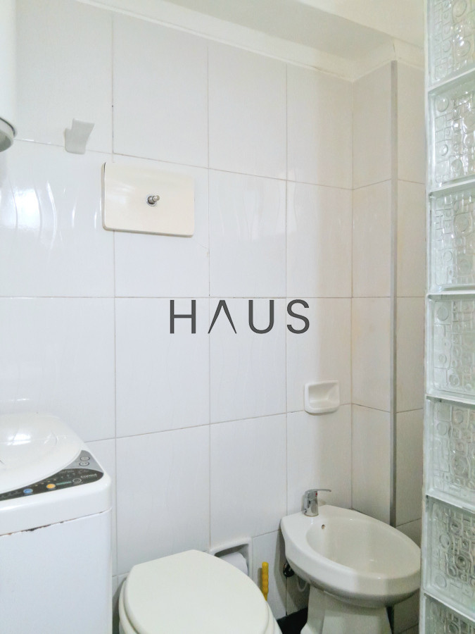 Apartamento ID.266 - Oportunidad de negocio! Apartamento de 2 dormitorios y 2 baños con bajos gastos! 