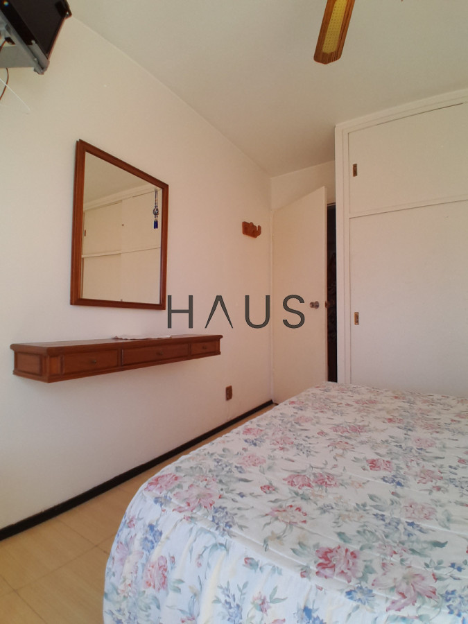 Apartamento ID.266 - Oportunidad de negocio! Apartamento de 2 dormitorios y 2 baños con bajos gastos! 