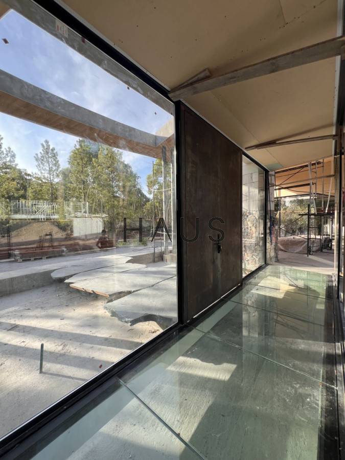 Casa ID.195 - Amplia casa de 5 dormitorios, en el exclusivo barrio privado Design Village.