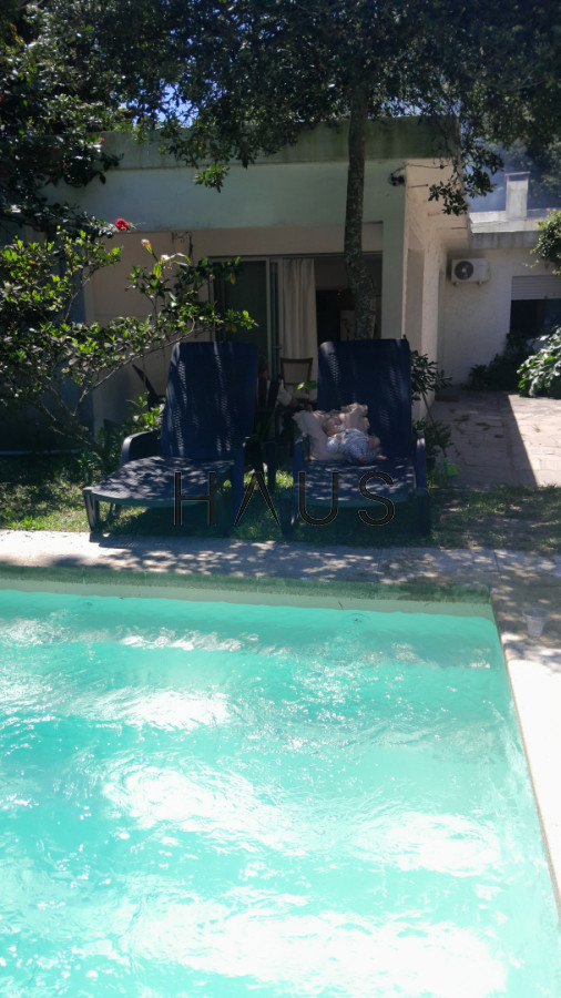 Casa ID.330 - Casa en Punta del Este, Aidy Grill