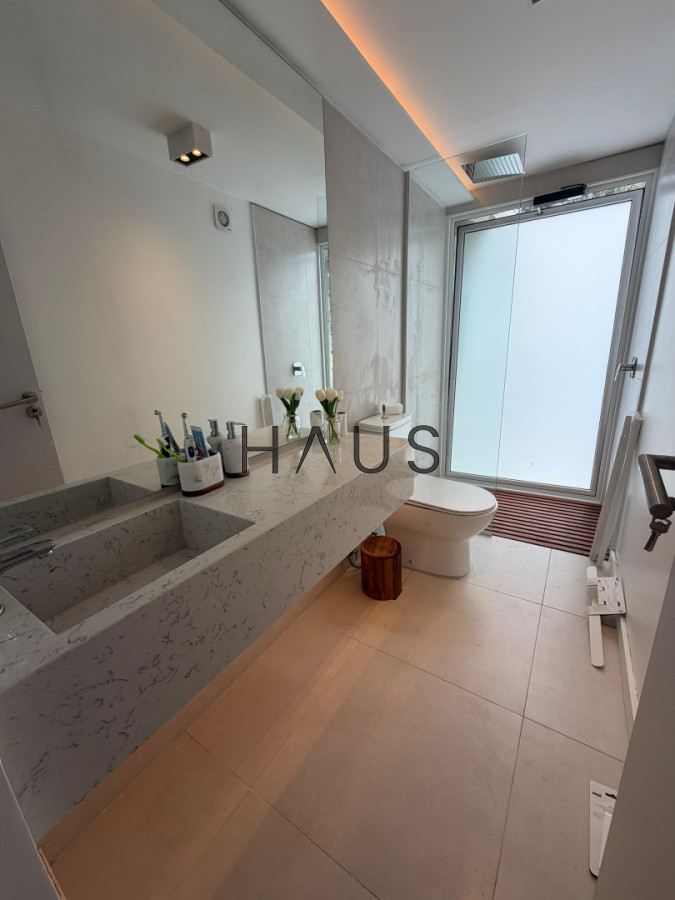 Casa ID.193 - Casa a estrenar, precio en pozo. Barrio Privado Solanas. Punta Ballena.