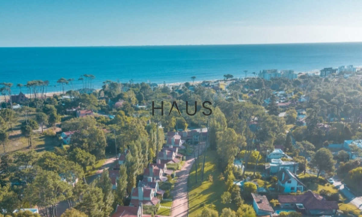 Casa ID.574 - Amplia casa en barrio privado. Punta del Este 