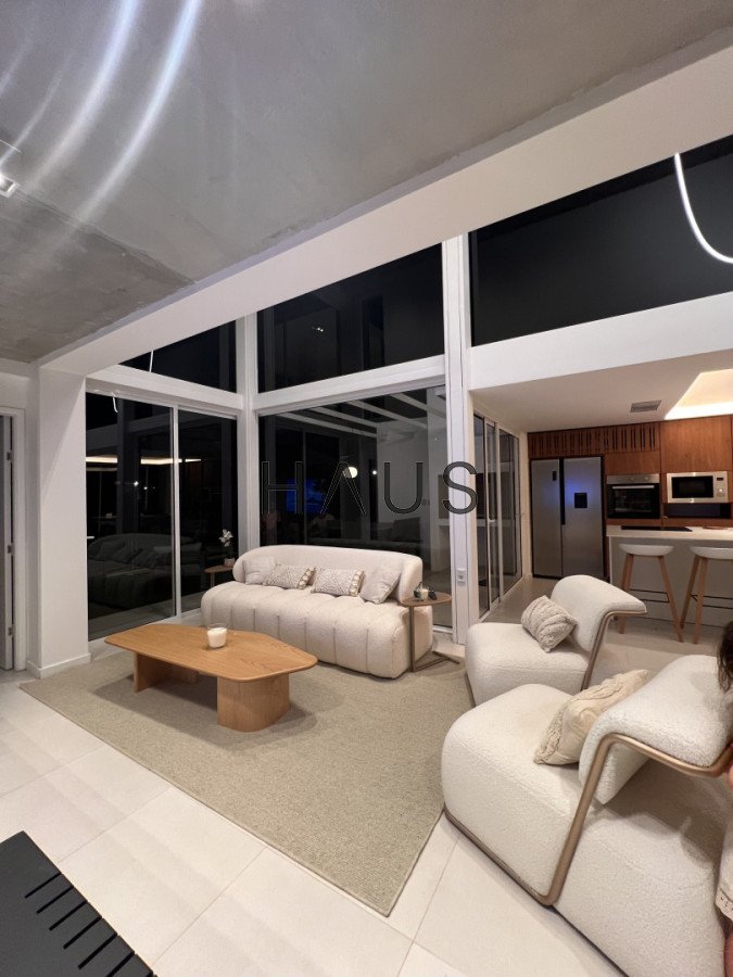 Casa ID.193 - Casa a estrenar, precio en pozo. Barrio Privado Solanas. Punta Ballena.