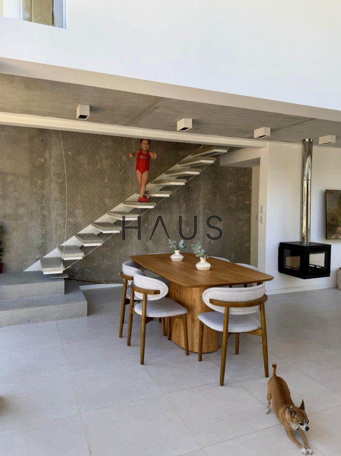 Casa ID.193 - Casa a estrenar, precio en pozo. Barrio Privado Solanas. Punta Ballena.