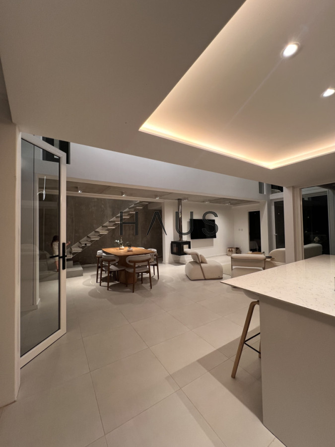 Casa ID.193 - Casa a estrenar, precio en pozo. Barrio Privado Solanas. Punta Ballena.