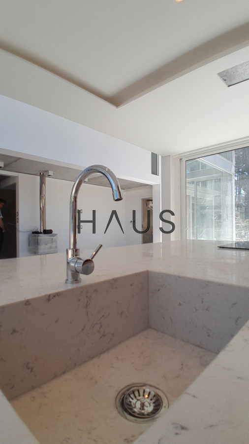 Casa ID.193 - Casa a estrenar, precio en pozo. Barrio Privado Solanas. Punta Ballena.
