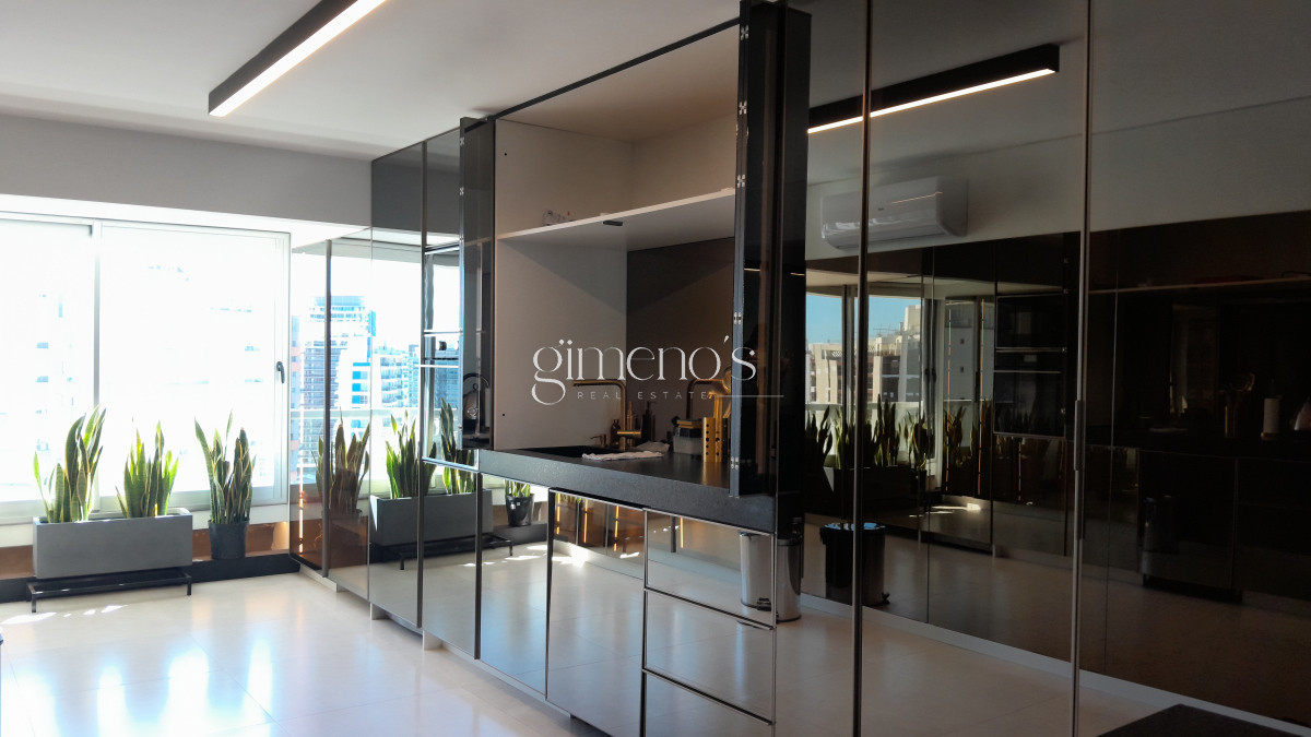 Apartamento ID.566 - Amplio apartamento en Primera línea de playa brava. PUNTA del Este. Alquiler de verano 