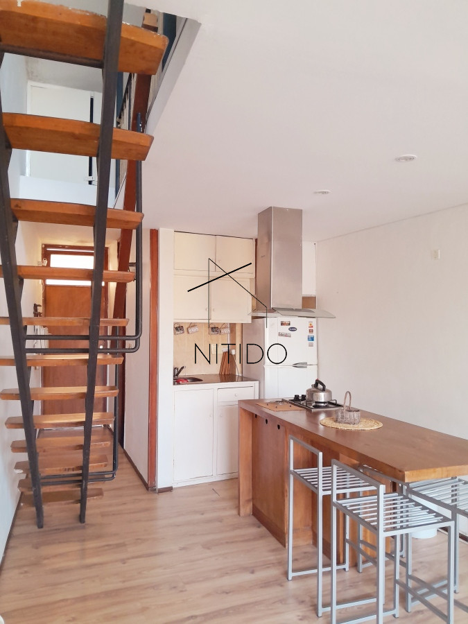 Apartamento ID.513 - Apartamento en venta de 1 dormitorio y medio. Playa mansa. Punta del Este.