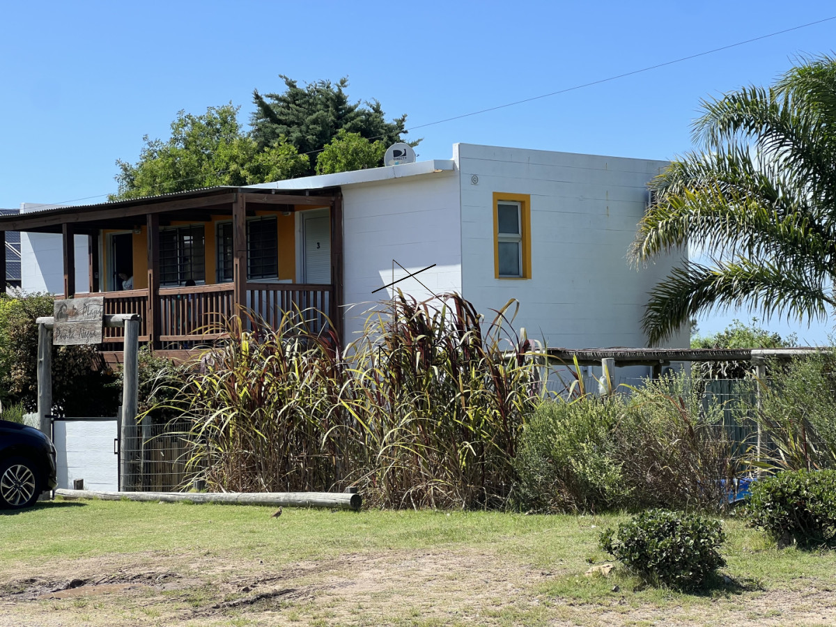 Apartamento ID.442 - Atención inversores, se vende complejo de 8 apartamentos en Punta Negra. Funcionando todo el año, ocupación casi del 100% en verano. 