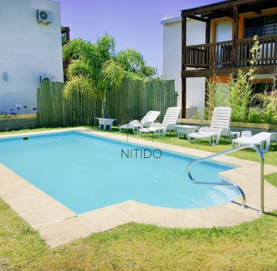 Apartamento ID.442 - Atención inversores, se vende complejo de 8 apartamentos en Punta Negra. Funcionando todo el año, ocupación casi del 100% en verano. 