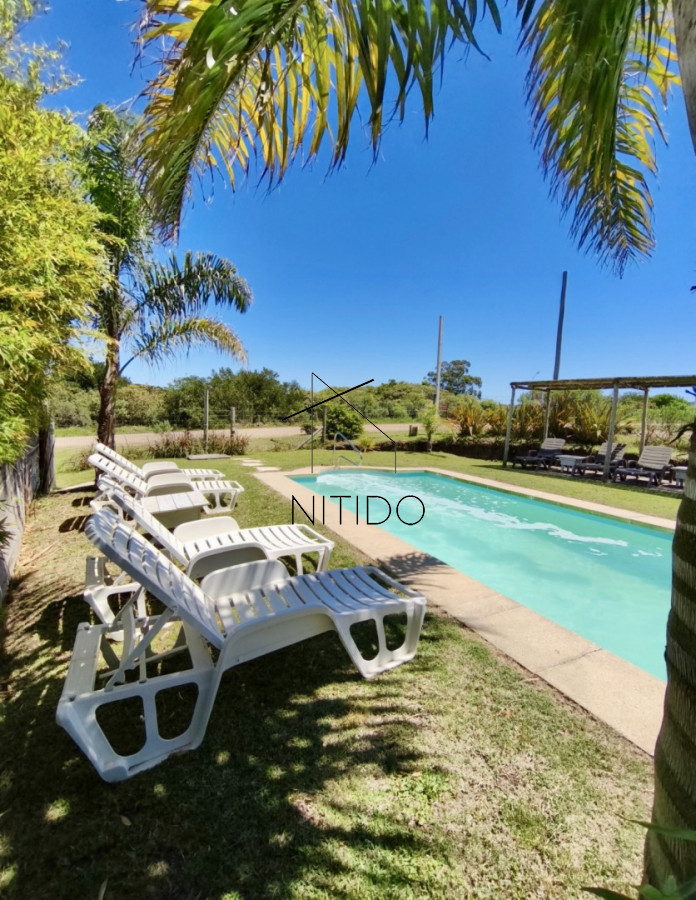 Apartamento ID.442 - Atención inversores, se vende complejo de 8 apartamentos en Punta Negra. Funcionando todo el año, ocupación casi del 100% en verano. 