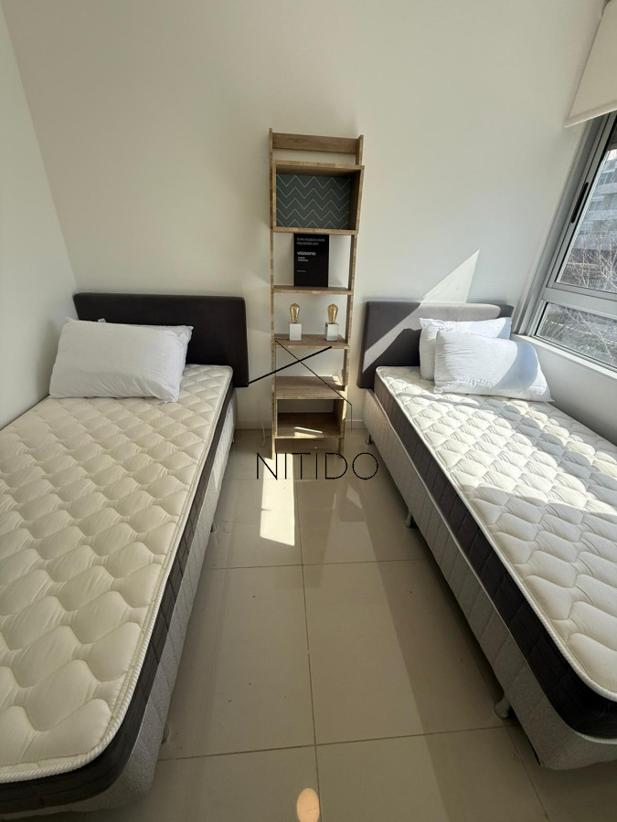 Apartamento ID.85 - Amplio apartamento de 3 dormitorios y 2 baños, ideal para vivir todo el año o para renta.