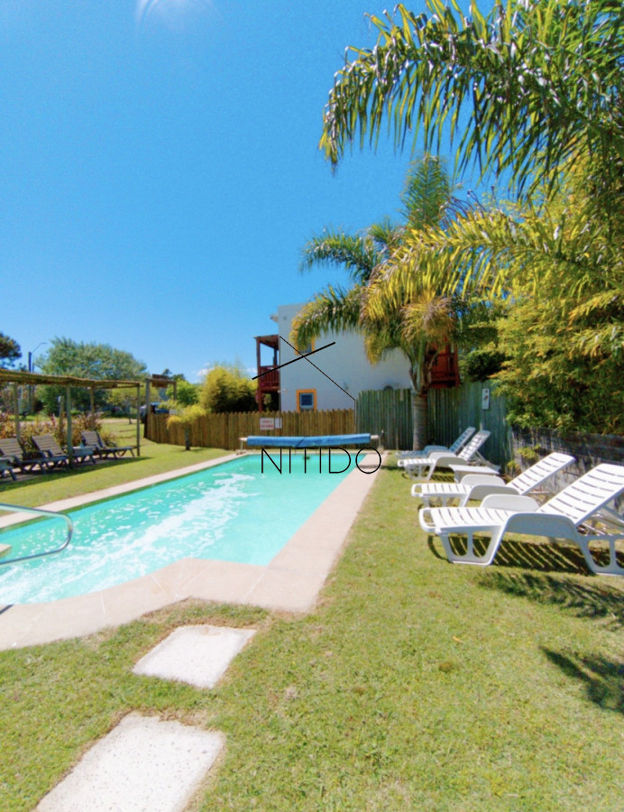 Apartamento ID.442 - Atención inversores, se vende complejo de 8 apartamentos en Punta Negra. Funcionando todo el año, ocupación casi del 100% en verano. 