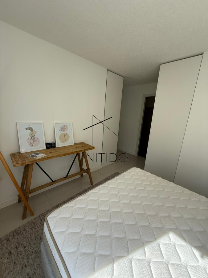 Apartamento ID.85 - Amplio apartamento de 3 dormitorios y 2 baños, ideal para vivir todo el año o para renta.