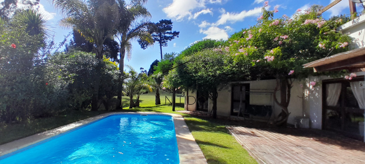 Casa ID.87 - Hermosa casa a la venta, apta para PH, ideal para inversor, para dividir y hacer varias casas.