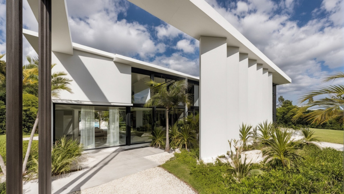 Casa ID.86 - Casa en venta en Solanas Country, construcción de hormigón armado, con piscina climatizada. 