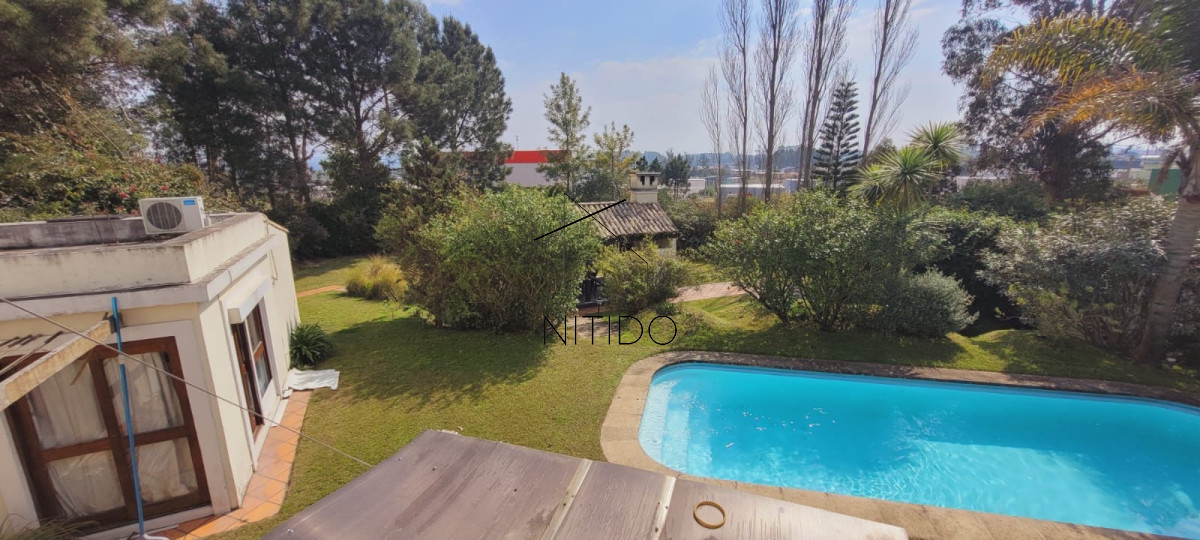 Casa ID.87 - Hermosa casa a la venta, apta para PH, ideal para inversor, para dividir y hacer varias casas.