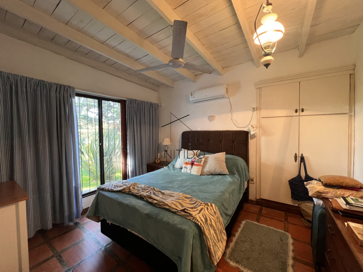 Casa ID.518 - Acogedora casa en alquiler.  En Punta del Este, playa mansa.