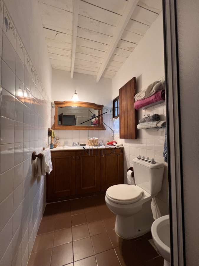 Casa ID.518 - Acogedora casa en alquiler.  En Punta del Este, playa mansa.