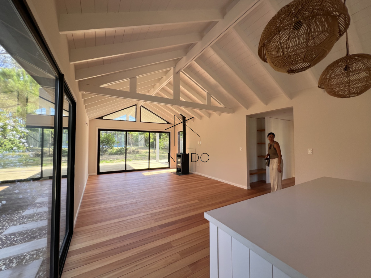 Casa ID.75 - Casa a estrenar, proyecto en obra, entrega en octubre 2025. La Barra. Maldonado