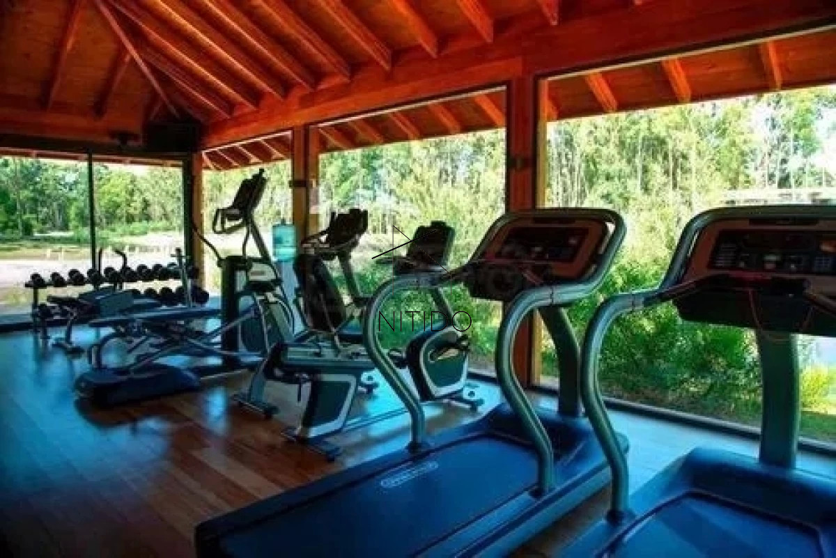 Casa ID.449 - Amplia casa de 5 dormitorios, en el exclusivo barrio privado Design Village.