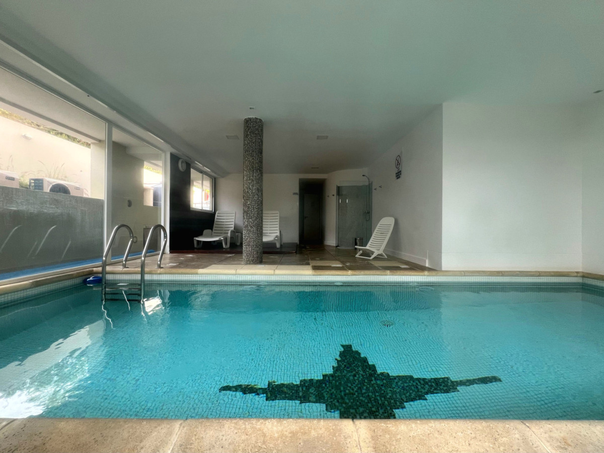 Apartamento ID.201 - Exclusivo apartamento de 2 dormitorios con parrillero propio. Punta del Este. 