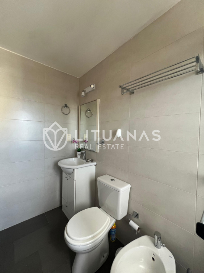 Apartamento ID.115 - Exclusivo apartamento de 2 dormitorios con parrillero propio. Punta del Este. 