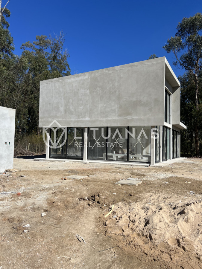 Casa ID.141 - Moderna Casa en doble altura, a estrenar, 3 dormitorios. en Ocean Park 