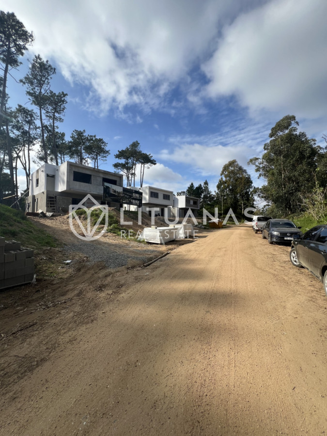 Casa ID.134 - Casa a estrenar en Pinares. Punta del Este 