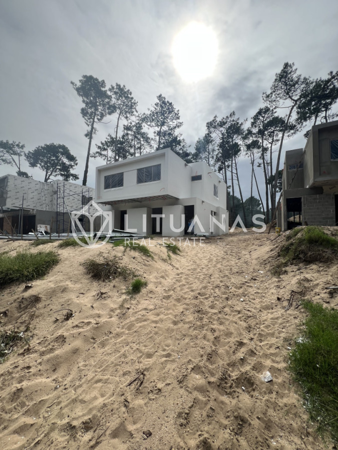 Casa ID.133 - Casa a estrenar en Pinares. Precio lanzamiento. Punta del Este 