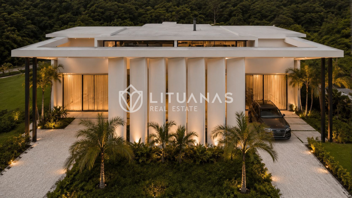 Casa ID.132 - Casa en venta en Solanas Country, construcción de hormigón armado, con piscina. 