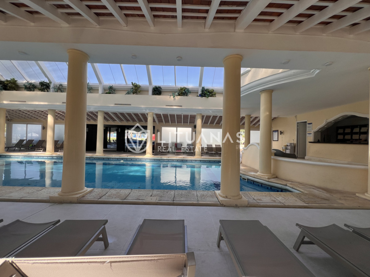 Casa ID.132 - Casa en venta en Solanas Country, construcción de hormigón armado, con piscina. 