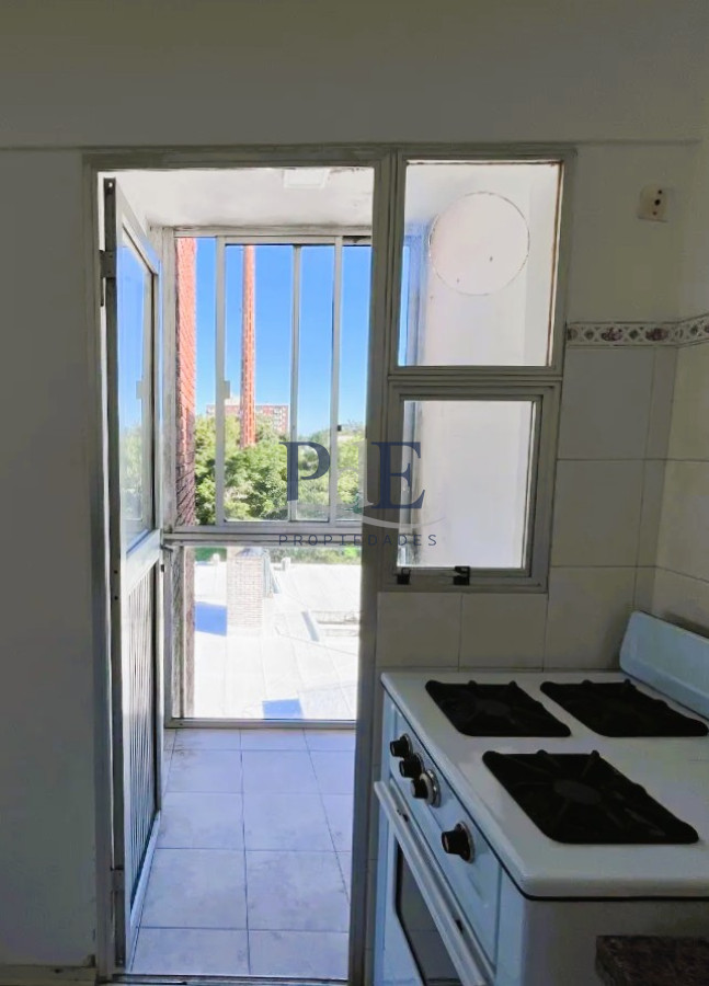 Venta. Maldonado, sobre Joaquín de Viana. Departamento 2 Dormitorios con Parrillero Propio. - Imagen 12