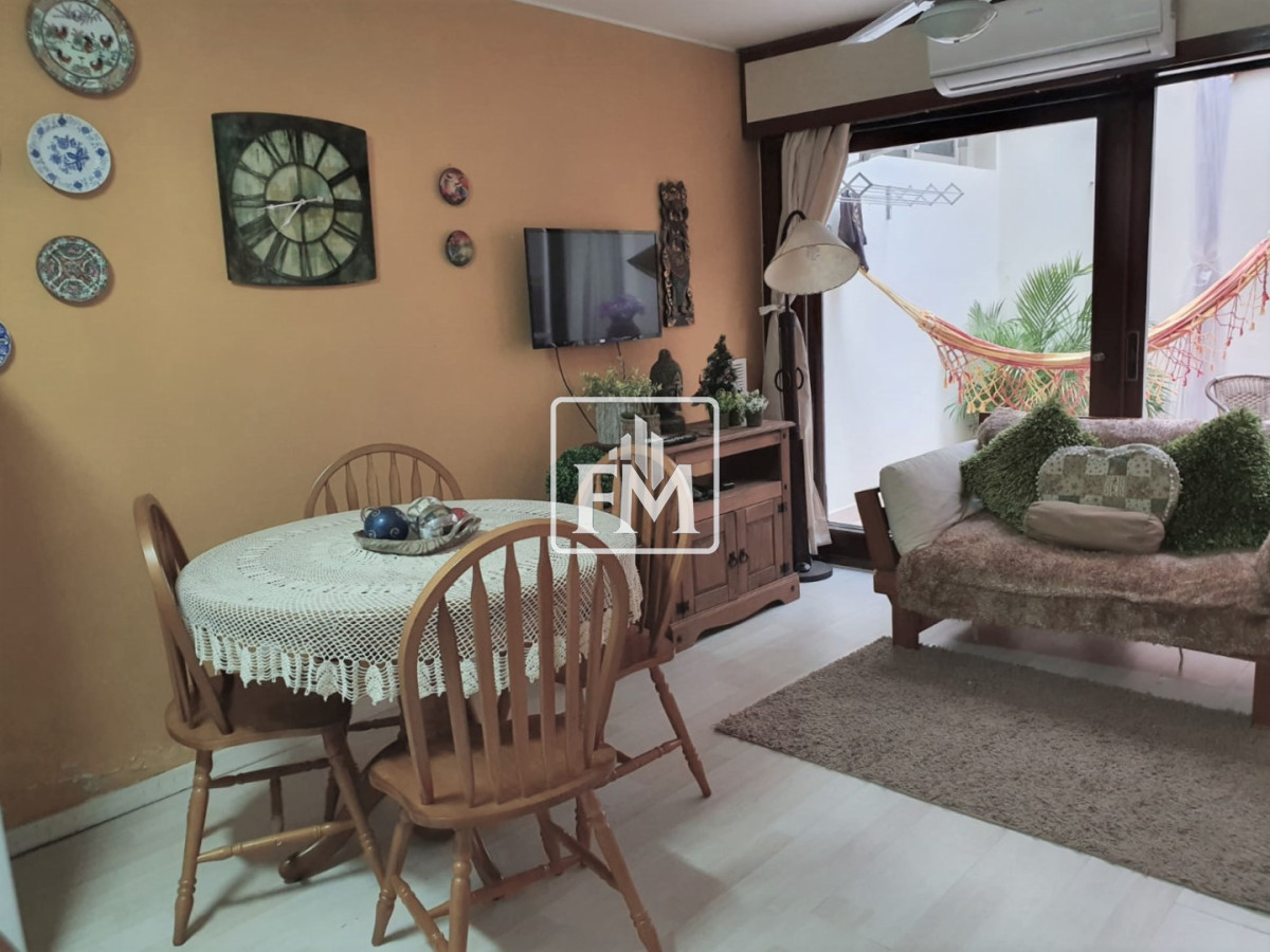 Apartamento ID.37 - Apartamento en venta, oportunidad en Península, Punta del Este. 