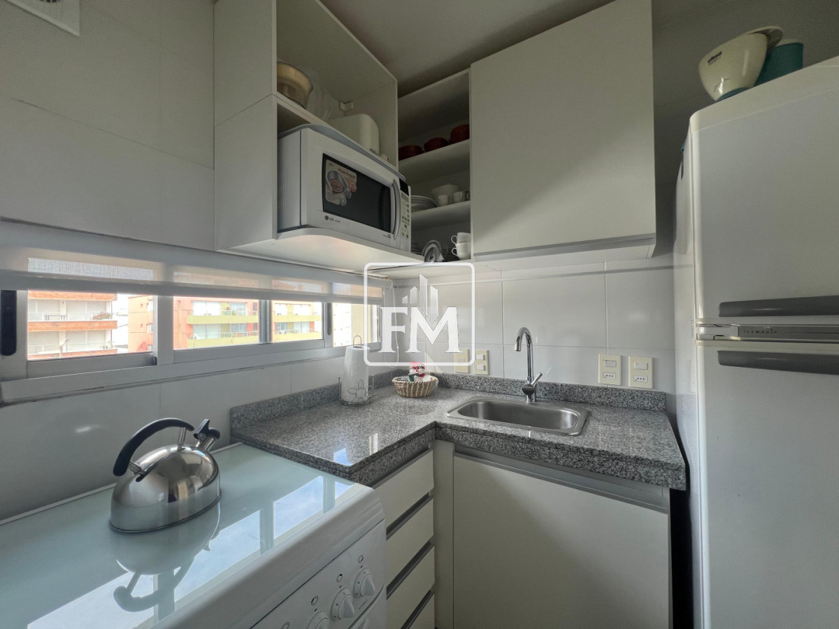 Apartamento ID.39 - Exclusivo apartamento de 2 dormitorios con parrillero propio. Punta del Este. 