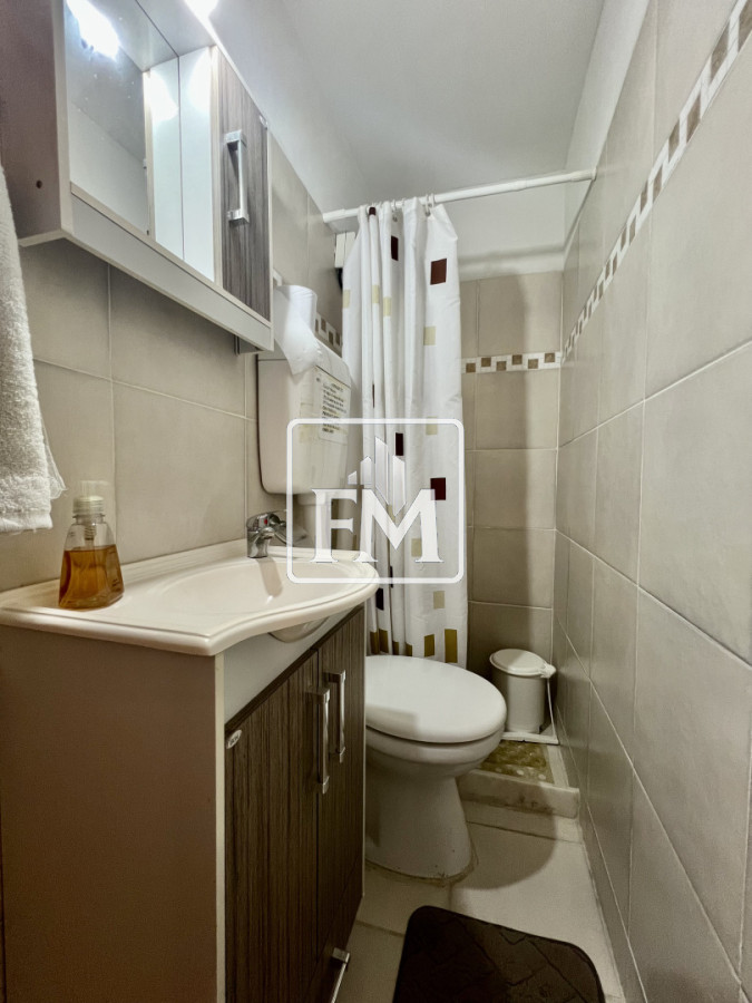 Apartamento ID.37 - Apartamento en venta, oportunidad en Península, Punta del Este. 