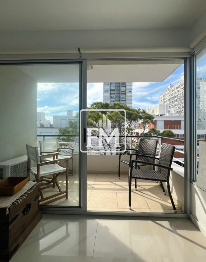 Apartamento ID.39 - Exclusivo apartamento de 2 dormitorios con parrillero propio. Punta del Este. 