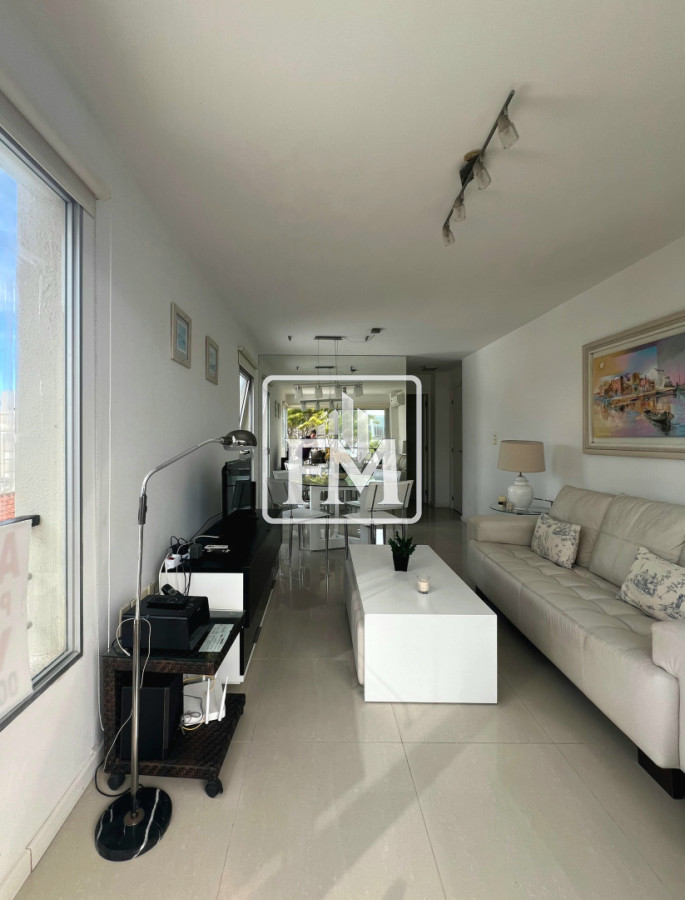 Apartamento ID.39 - Exclusivo apartamento de 2 dormitorios con parrillero propio. Punta del Este. 