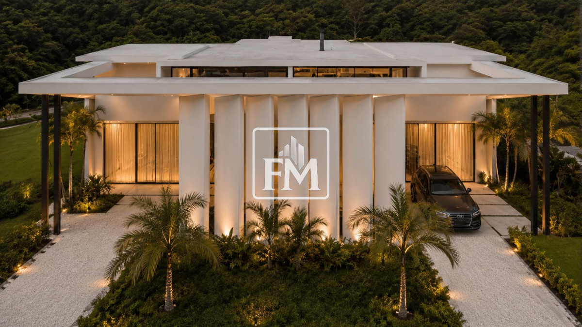Casa ID.51 - Casa en venta en Solanas Country, construcción de hormigón armado, con piscina. 