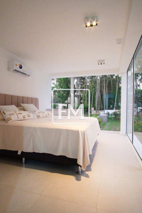 Casa ID.47 - Casa a estrenar. Barrio Privado Solanas Country. Punta Ballena.